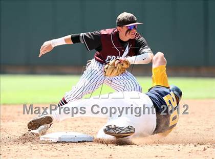 Thumbnail 2 in A&M Consolidated vs. Cypress Ranch (UIL 5A Final) photogallery.