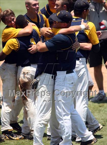 Thumbnail 1 in A&M Consolidated vs. Cypress Ranch (UIL 5A Final) photogallery.