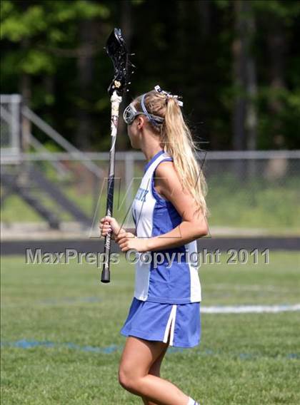 Thumbnail 2 in Kennebunk  vs. Bonny Eagle (MPA Class A West Quarterfinal) photogallery.