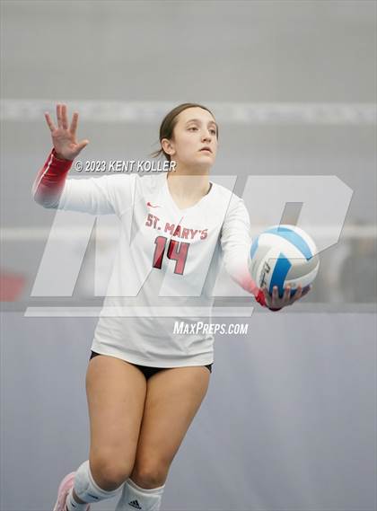 Thumbnail 2 in St. Mary's Prep vs. Gull Lake (Beast of the East) photogallery.