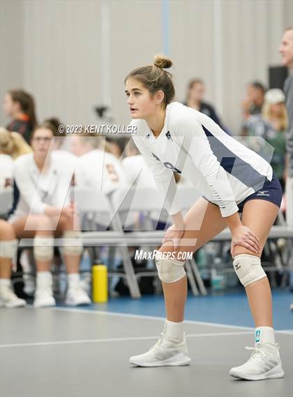 Thumbnail 2 in St. Mary's Prep vs. Gull Lake (Beast of the East) photogallery.