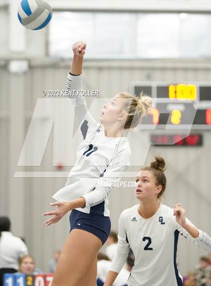 Thumbnail 3 in St. Mary's Prep vs. Gull Lake (Beast of the East) photogallery.