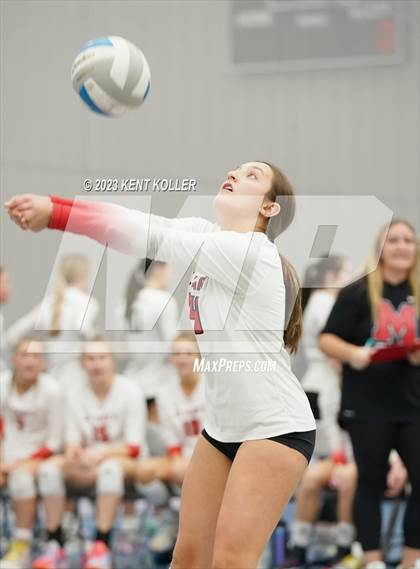 Thumbnail 2 in St. Mary's Prep vs. Gull Lake (Beast of the East) photogallery.