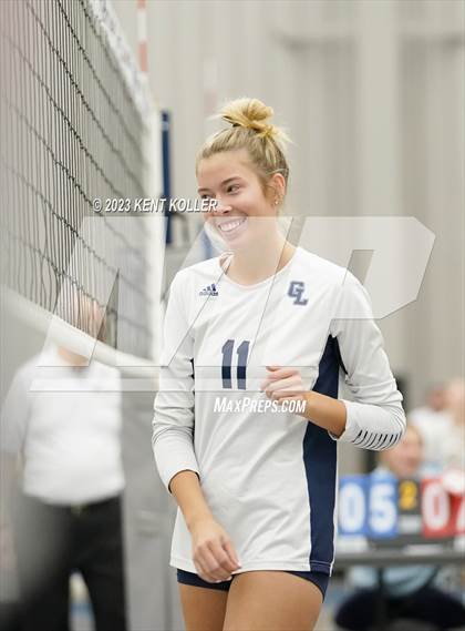 Thumbnail 2 in St. Mary's Prep vs. Gull Lake (Beast of the East) photogallery.