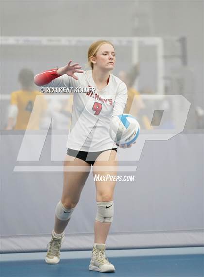 Thumbnail 2 in St. Mary's Prep vs. Gull Lake (Beast of the East) photogallery.