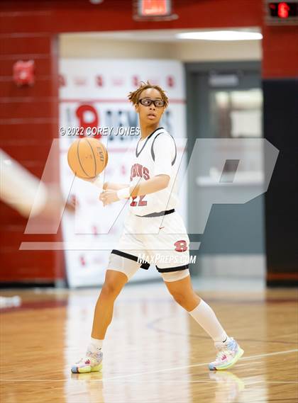 Thumbnail 2 in Washington vs Warner Robins (Screamin Demon Invitational) photogallery.