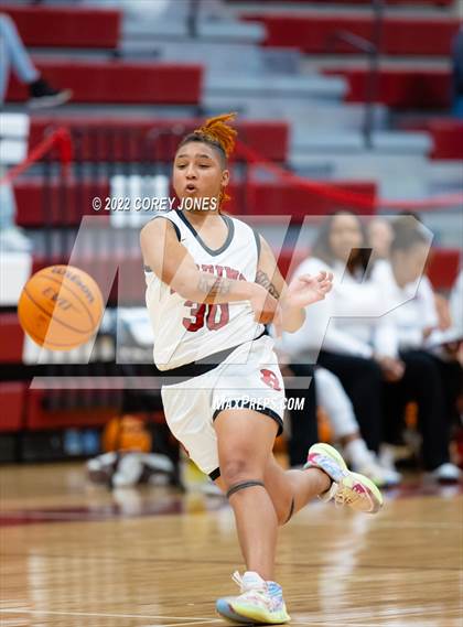 Thumbnail 2 in Washington vs Warner Robins (Screamin Demon Invitational) photogallery.