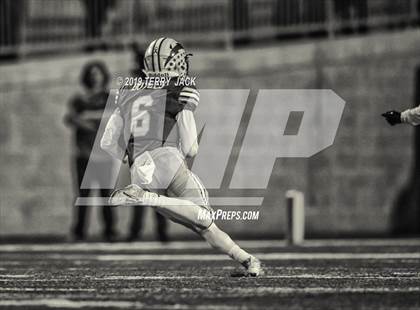 Thumbnail 1 in Fountain Valley vs. Edison photogallery.