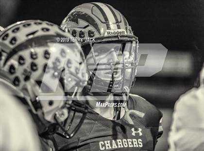 Thumbnail 3 in Fountain Valley vs. Edison photogallery.