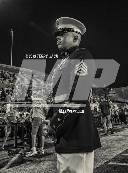 Thumbnail 2 in Fountain Valley vs. Edison photogallery.