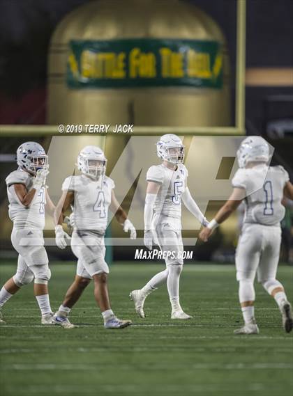 Thumbnail 1 in Fountain Valley vs. Edison photogallery.