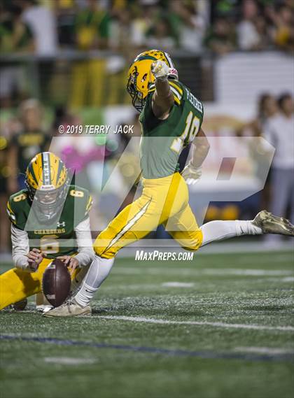 Thumbnail 3 in Fountain Valley vs. Edison photogallery.