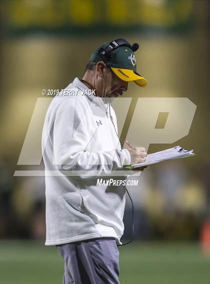 Thumbnail 3 in Fountain Valley vs. Edison photogallery.
