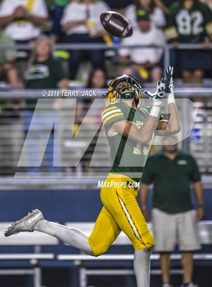 Thumbnail 3 in Fountain Valley vs. Edison photogallery.