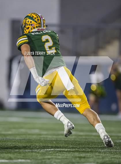 Thumbnail 3 in Fountain Valley vs. Edison photogallery.