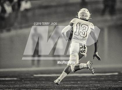 Thumbnail 3 in Fountain Valley vs. Edison photogallery.