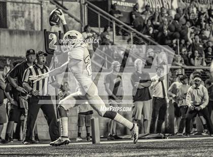 Thumbnail 2 in Fountain Valley vs. Edison photogallery.