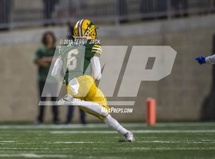 Thumbnail 3 in Fountain Valley vs. Edison photogallery.
