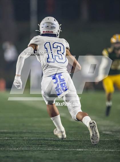 Thumbnail 3 in Fountain Valley vs. Edison photogallery.