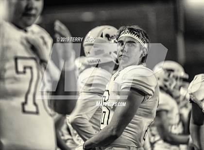 Thumbnail 2 in Fountain Valley vs. Edison photogallery.