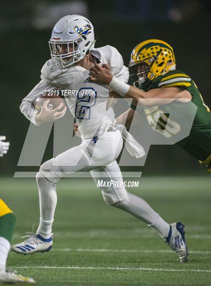 Thumbnail 3 in Fountain Valley vs. Edison photogallery.