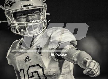 Thumbnail 1 in Fountain Valley vs. Edison photogallery.