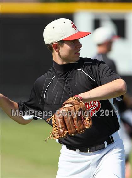Thumbnail 3 in Lake Highlands @ White photogallery.