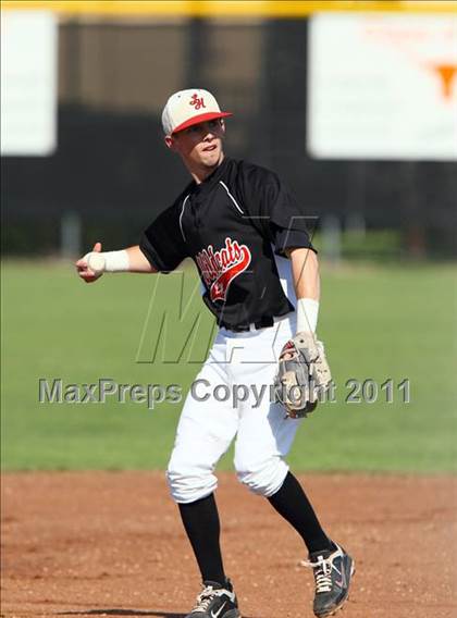 Thumbnail 1 in Lake Highlands @ White photogallery.
