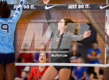 Thumbnail 2 in Mater Dei vs. Marymount (NIKE Tournament of Champions)  photogallery.