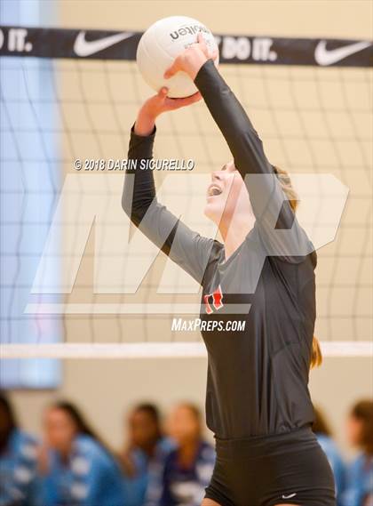 Thumbnail 2 in Mater Dei vs. Marymount (NIKE Tournament of Champions)  photogallery.