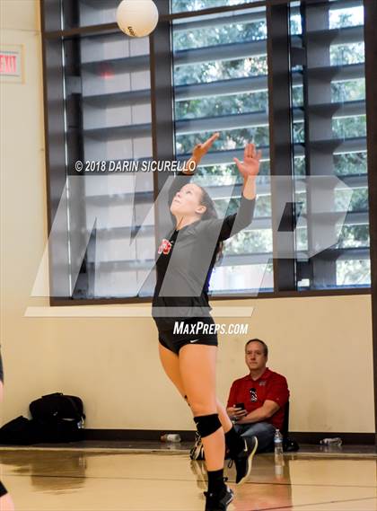 Thumbnail 3 in Mater Dei vs. Marymount (NIKE Tournament of Champions)  photogallery.