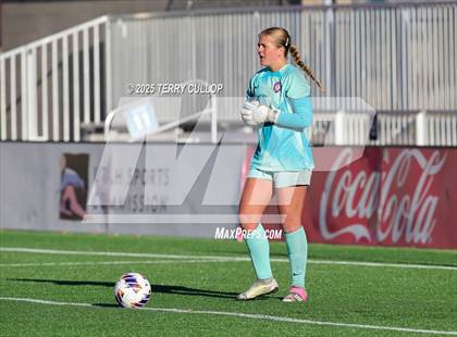 Thumbnail 2 in Bountiful vs. Springville (UHSAA 5A Semi Final) photogallery.