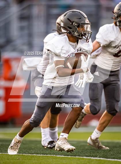 Thumbnail 3 in Station Camp vs.Mount Juliet (Jubilee Scrimmage) photogallery.