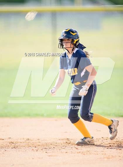 Thumbnail 3 in Douglas Byrd @ Cape Fear photogallery.