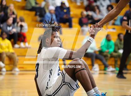 Thumbnail 2 in Mount Vernon vs Lausanne Collegiate (Memphis Hoopfest) photogallery.