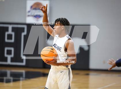 Thumbnail 3 in Mount Vernon vs Lausanne Collegiate (Memphis Hoopfest) photogallery.