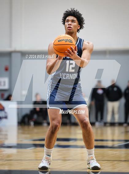 Thumbnail 2 in Mount Vernon vs Lausanne Collegiate (Memphis Hoopfest) photogallery.
