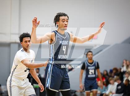 Thumbnail 1 in Mount Vernon vs Lausanne Collegiate (Memphis Hoopfest) photogallery.