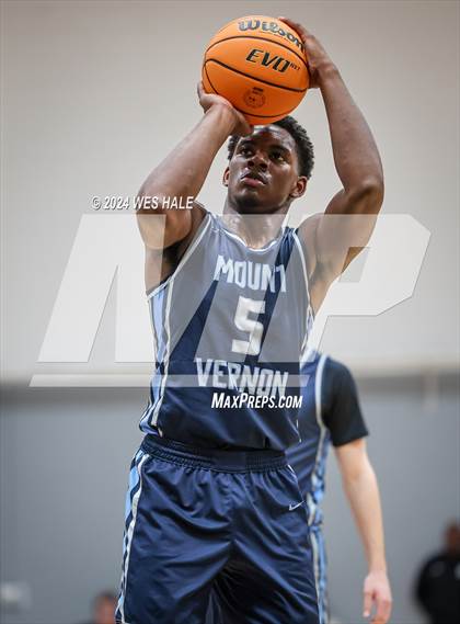 Thumbnail 3 in Mount Vernon vs Lausanne Collegiate (Memphis Hoopfest) photogallery.