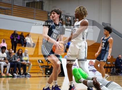 Thumbnail 1 in Mount Vernon vs Lausanne Collegiate (Memphis Hoopfest) photogallery.