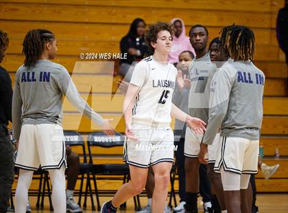 Thumbnail 3 in Mount Vernon vs Lausanne Collegiate (Memphis Hoopfest) photogallery.
