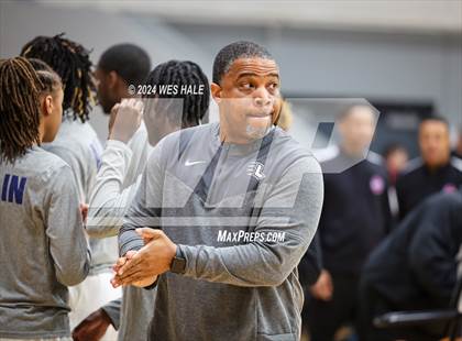 Thumbnail 2 in Mount Vernon vs Lausanne Collegiate (Memphis Hoopfest) photogallery.