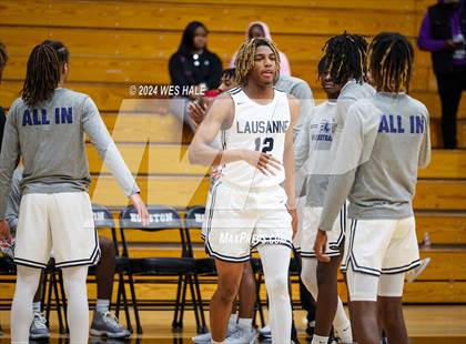 Thumbnail 2 in Mount Vernon vs Lausanne Collegiate (Memphis Hoopfest) photogallery.