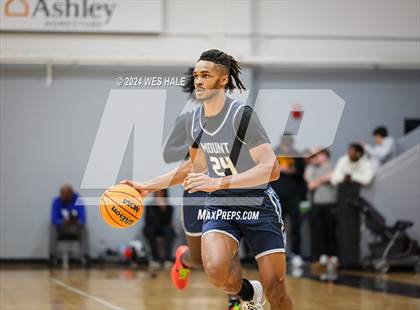 Thumbnail 2 in Mount Vernon vs Lausanne Collegiate (Memphis Hoopfest) photogallery.