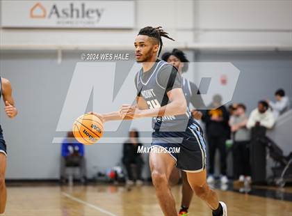 Thumbnail 3 in Mount Vernon vs Lausanne Collegiate (Memphis Hoopfest) photogallery.