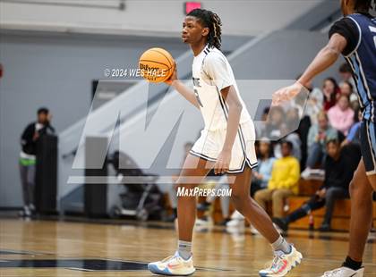 Thumbnail 2 in Mount Vernon vs Lausanne Collegiate (Memphis Hoopfest) photogallery.