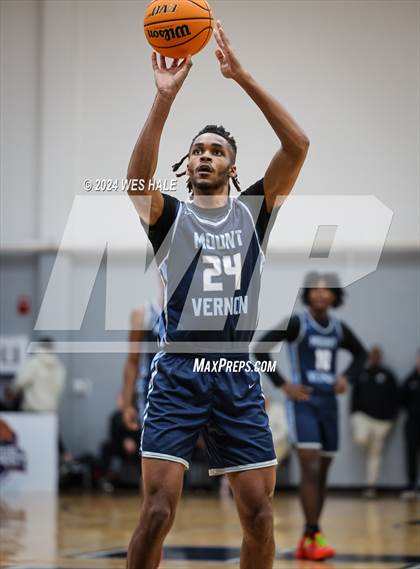Thumbnail 2 in Mount Vernon vs Lausanne Collegiate (Memphis Hoopfest) photogallery.