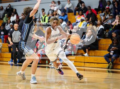 Thumbnail 3 in Mount Vernon vs Lausanne Collegiate (Memphis Hoopfest) photogallery.
