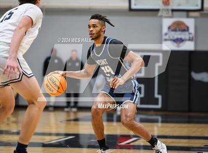 Thumbnail 3 in Mount Vernon vs Lausanne Collegiate (Memphis Hoopfest) photogallery.