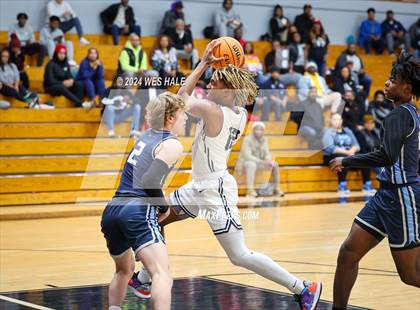 Thumbnail 1 in Mount Vernon vs Lausanne Collegiate (Memphis Hoopfest) photogallery.